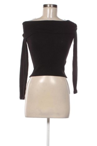 Дамска блуза Stradivarius, Размер XS, Цвят Черен, Цена 16,36 €