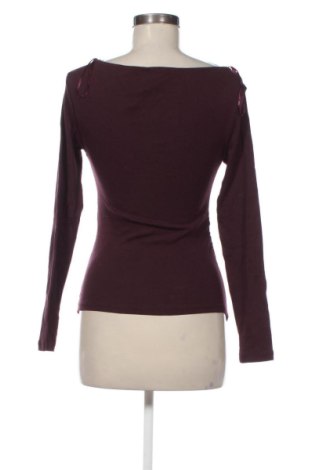 Дамска блуза Stradivarius, Размер S, Цвят Лилав, Цена 16,36 €