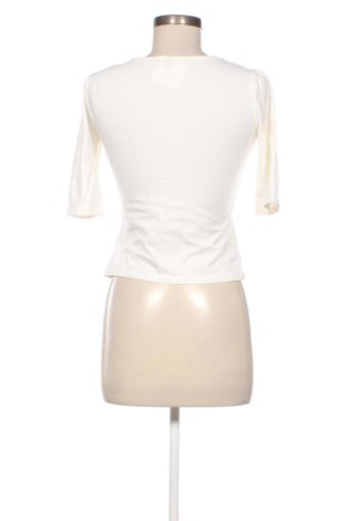 Дамска блуза Unbranded, Размер M, Цвят Бял, Цена 7,00 €