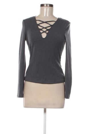 Bluză de femei Unbranded, Mărime S, Culoare Gri, Preț 60,99 Lei