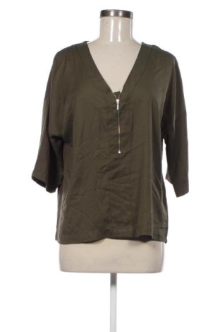 Damen Shirt Unbranded, Größe M, Farbe Grün, Preis 12,99 €
