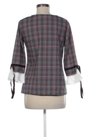 Дамска блуза Unbranded, Размер M, Цвят Многоцветен, Цена 10,22 €