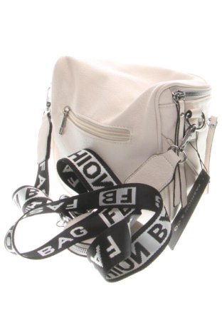 Geantă de femei Guess, Culoare Bej, Preț 839,99 Lei