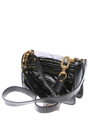 Női táska Guess, Szín Fekete, Ár 38 843 Ft