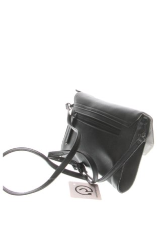 Дамска чанта Kendall & Kylie, Цвят Черен, Цена 56,24 €