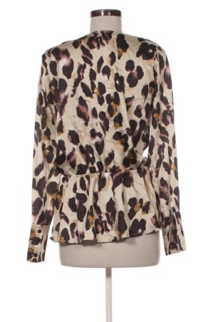 Damen Strickjacke Boohoo, Größe XS, Farbe Mehrfarbig, Preis 19,99 €