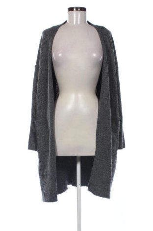 Дамска жилетка C&A, Размер L, Цвят Сив, Цена 15,33 €