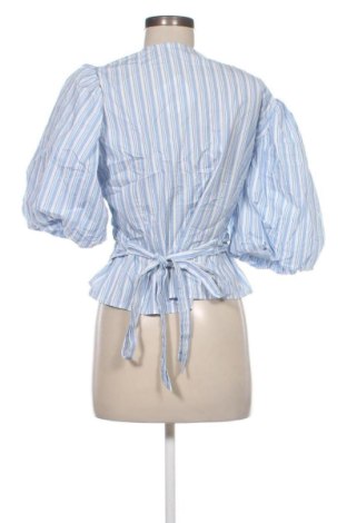 Дамска жилетка Gina Tricot, Размер XL, Цвят Многоцветен, Цена 14,31 €