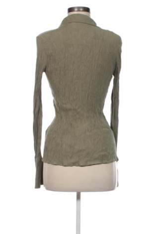 Γυναικείο πουκάμισο Bershka, Μέγεθος L, Χρώμα Πράσινο, Τιμή 13,00 €