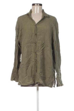 Дамска риза Bershka, Размер XL, Цвят Зелен, Цена 13,29 €