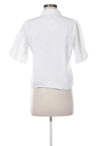 Дамска риза ONLY, Размер M, Цвят Бял, Цена 10,00 €