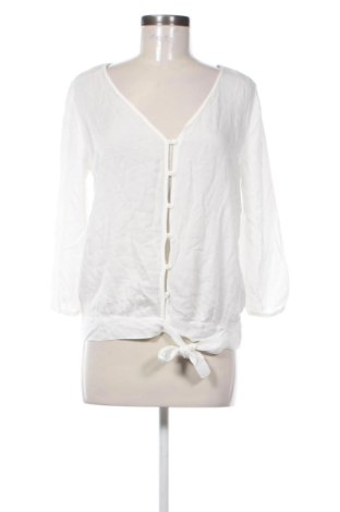 Cămașă de femei Pull&Bear, Mărime L, Culoare Ecru, Preț 32,11 Lei