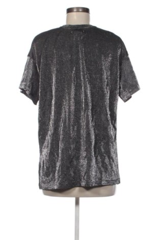 Γυναικείο t-shirt Bershka, Μέγεθος XS, Χρώμα Πολύχρωμο, Τιμή 10,99 €