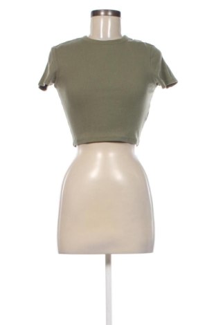 Γυναικείο t-shirt FSBN Sister, Μέγεθος M, Χρώμα Πράσινο, Τιμή 16,51 €