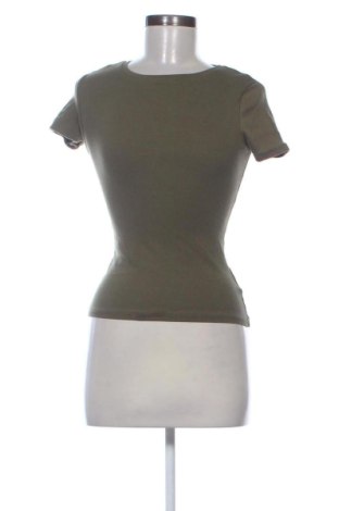 Damski T-shirt Fb Sister, Rozmiar S, Kolor Zielony, Cena 48,23 zł