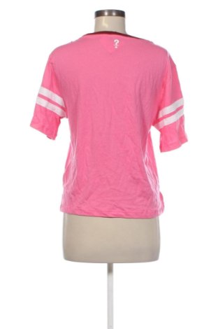 Γυναικείο t-shirt Guess, Μέγεθος XS, Χρώμα Ρόζ , Τιμή 44,99 €