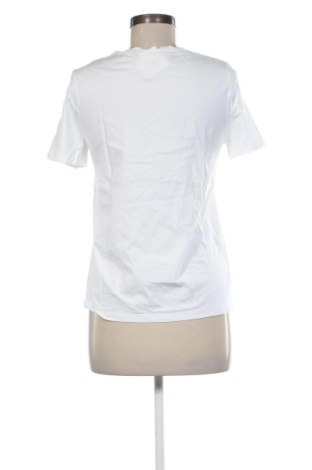 Дамска тениска Lacoste, Размер S, Цвят Бял, Цена 21,00 €