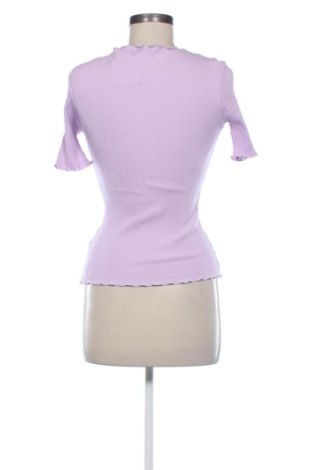 Γυναικείο t-shirt NA-KD, Μέγεθος XXS, Χρώμα Βιολετί, Τιμή 11,99 €