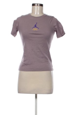 Tricou de femei Nike, Mărime S, Culoare Mov deschis, Preț 149,99 Lei