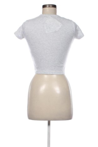 Tricou de femei Pull&Bear, Mărime S, Culoare Gri, Preț 71,99 Lei