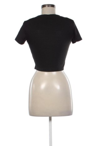 Дамска тениска Pull&Bear, Размер XXS, Цвят Черен, Цена 9,20 €