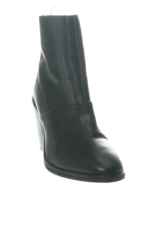 Дамски боти ASOS, Размер 37, Цвят Черен, Цена 34,53 €