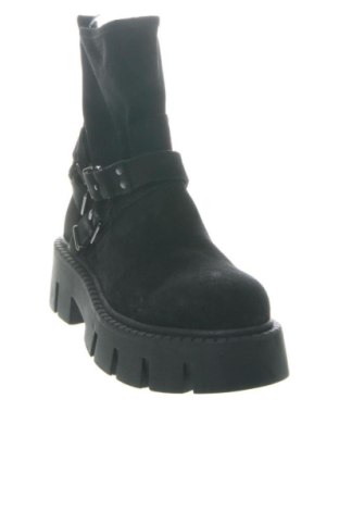 Дамски боти About You, Размер 39, Цвят Черен, Цена 78,22 €