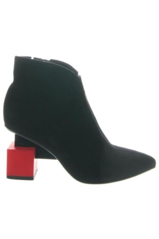Botine de damă Epica, Mărime 36, Culoare Negru, Preț 226,00 Lei
