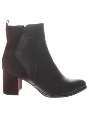 Botine de damă Marco Tozzi, Mărime 40, Culoare Roșu, Preț 443,99 Lei