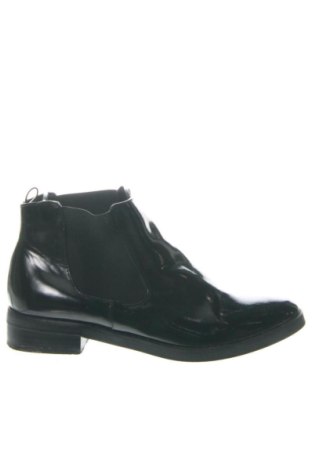Botine de damă Reserved, Mărime 40, Culoare Negru, Preț 166,82 Lei