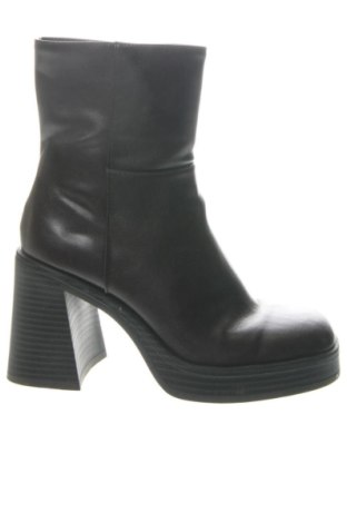 Damenstiefel Bershka, Größe 37, Farbe Braun, Preis 31,00 €