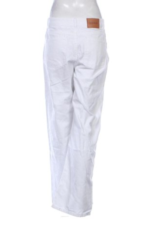 Damskie jeansy About You, Rozmiar S, Kolor Biały, Cena 166,99 zł