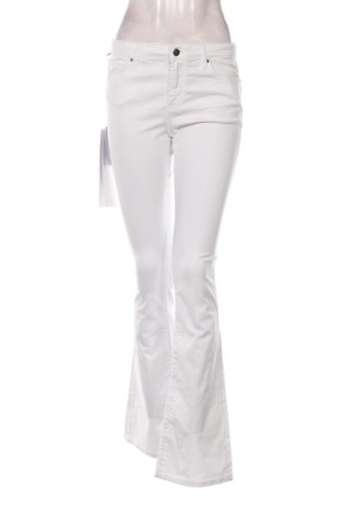 Damskie jeansy Armani Exchange, Rozmiar M, Kolor Biały, Cena 549,99 zł