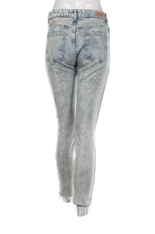 Blugi de femei Bershka, Mărime S, Culoare Albastru, Preț 91,99 Lei