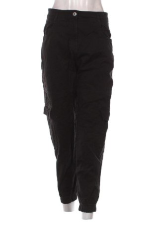 Blugi de femei Bershka, Mărime S, Culoare Negru, Preț 91,99 Lei