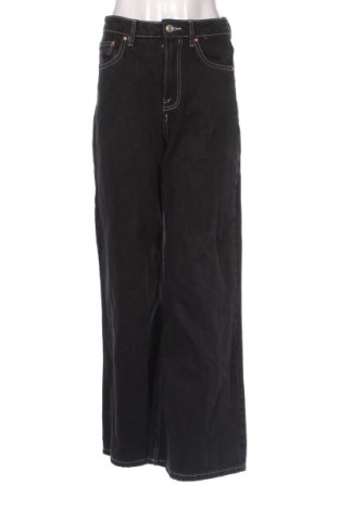 Blugi de femei Bershka, Mărime S, Culoare Negru, Preț 67,13 Lei