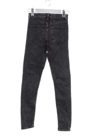 Damskie jeansy Bershka, Rozmiar XS, Kolor Szary, Cena 78,99 zł