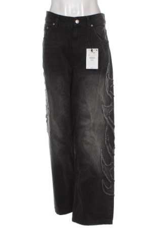 Blugi de femei Bershka, Mărime XL, Culoare Gri, Preț 145,99 Lei