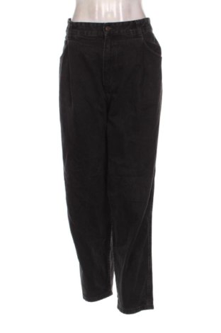 Дамски дънки Bershka, Размер XXL, Цвят Черен, Цена 15,33 €