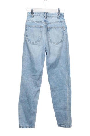 Γυναικείο Τζίν Bershka, Μέγεθος XS, Χρώμα Μπλέ, Τιμή 15,00 €