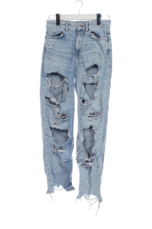 Γυναικείο Τζίν Bershka, Μέγεθος L, Χρώμα Μπλέ, Τιμή 15,00 €