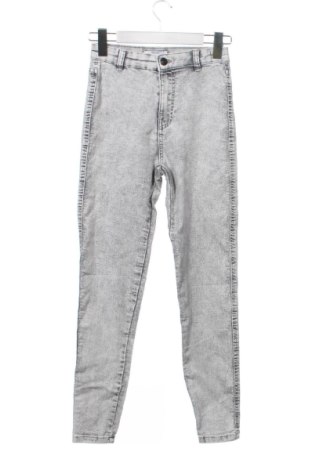 Дамски дънки Bershka, Размер XS, Цвят Сив, Цена 15,33 €