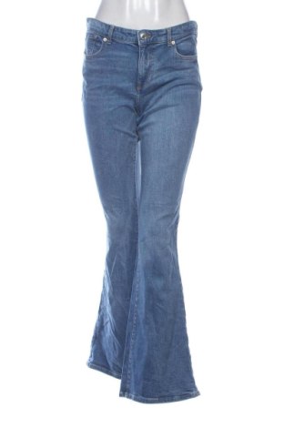 Damskie jeansy Bershka, Rozmiar L, Kolor Niebieski, Cena 78,99 zł