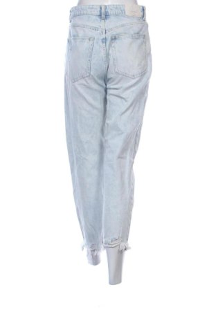 Damskie jeansy Bershka, Rozmiar M, Kolor Niebieski, Cena 78,99 zł