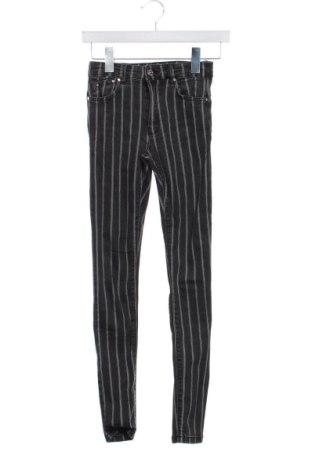 Blugi de femei Bershka, Mărime XXS, Culoare Multicolor, Preț 78,20 Lei