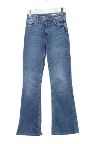 Blugi de femei Bershka, Mărime XS, Culoare Albastru, Preț 78,20 Lei