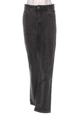 Blugi de femei Bershka, Mărime M, Culoare Negru, Preț 76,86 Lei