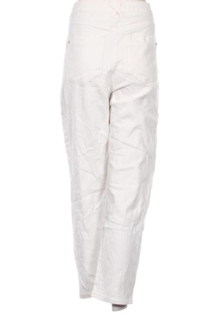 Damskie jeansy C&A, Rozmiar XL, Kolor Biały, Cena 78,99 zł