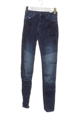 Blugi de femei Desigual, Mărime XS, Culoare Multicolor, Preț 198,10 Lei