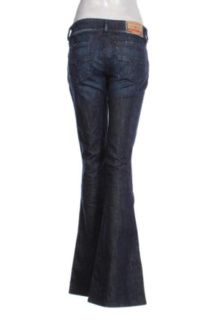 Blugi de femei Diesel, Mărime M, Culoare Albastru, Preț 819,99 Lei